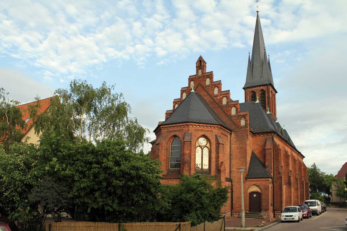 Petruskirche Halle-Kröllwitz